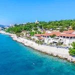 Vendégház Parcela 3*