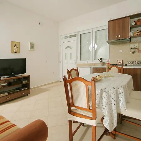 Parcela 3* Seget Vranjica
