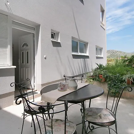 Parcela Guest house Seget Vranjica