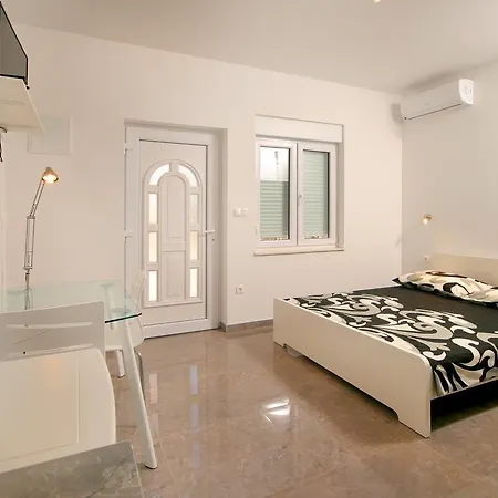 Guest house Parcela