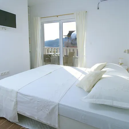 Parcela Guest house 3*